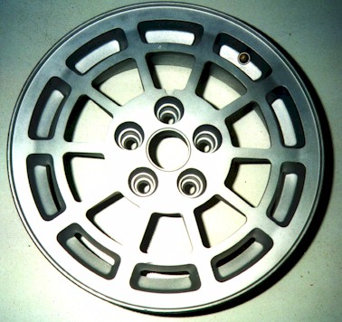 svowheel.jpg (50610 bytes)