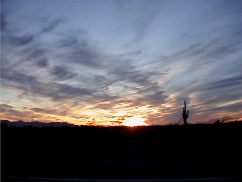 sunset2.jpg (29649 bytes)